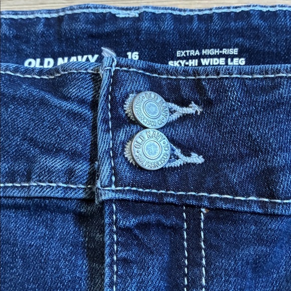 Old Navy Extra High-Rise Sky-hi Wide-Leg Jeans Plus size 16P Dark Wash NWOT - Picture 3 of 13